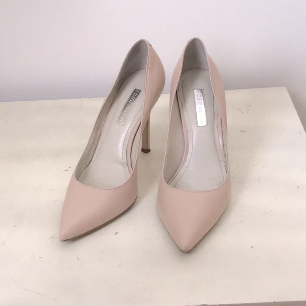 BCBGeneration Classic Pump, Nude, Size 6M